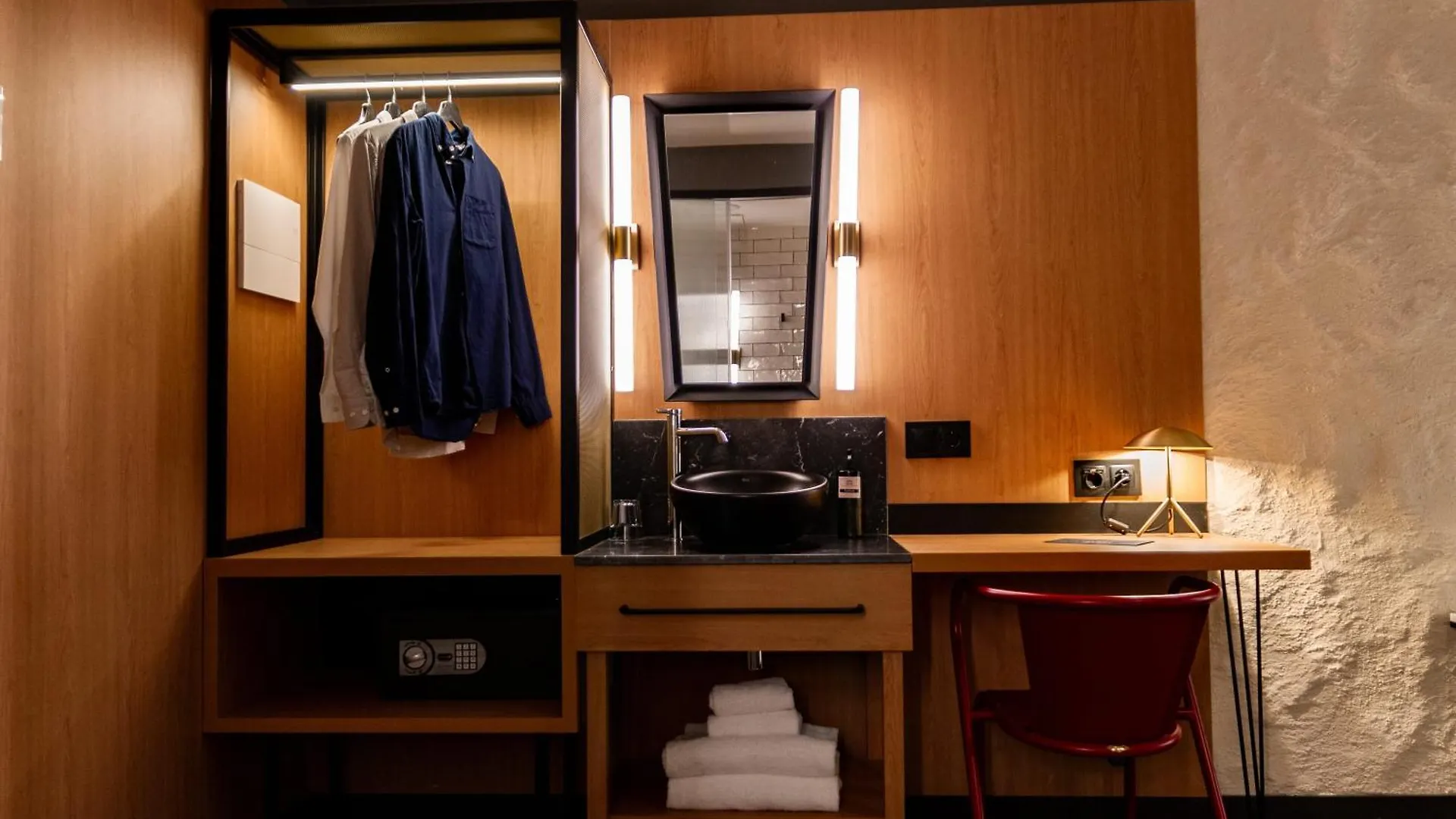 Hotel Letoh Letoh Sevilla
