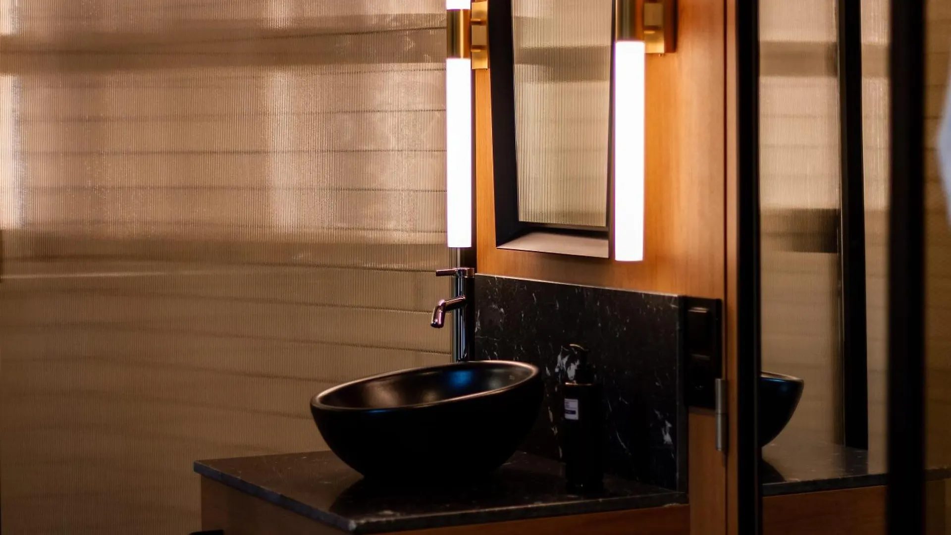 Hotel Letoh Letoh Sevilla