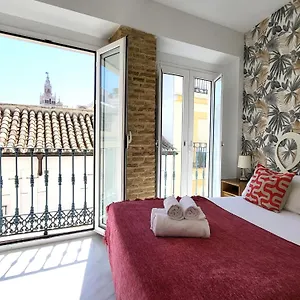 Apartament Reservaloen Mariano De Cavia, Sewilla