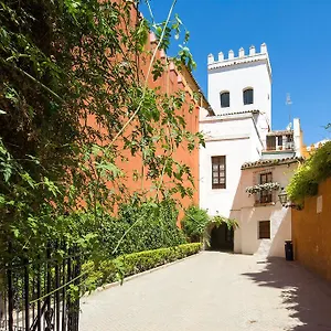 Apartment Holi-rent Historic House Next To The Alcazar, Seville