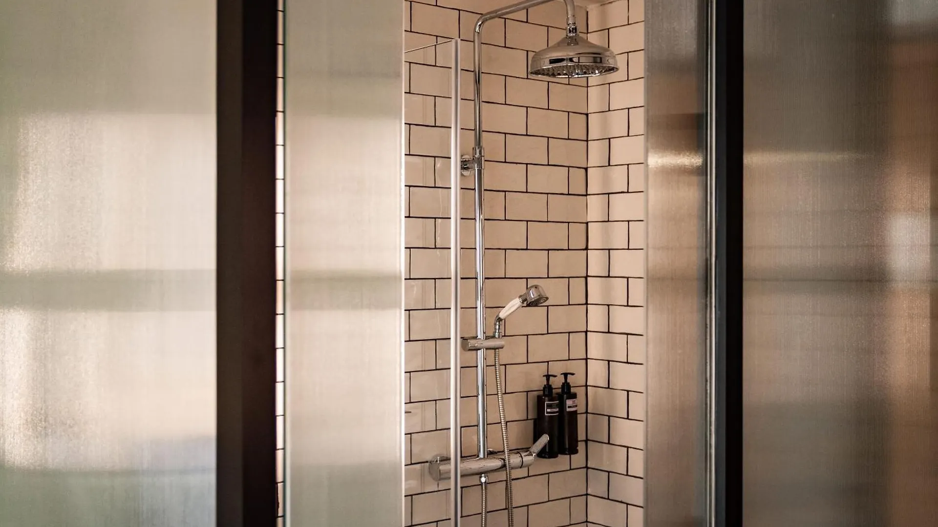 Letoh Letoh Sevilla Espanha