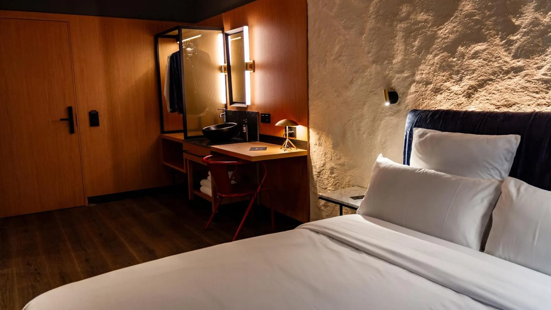 Letoh Letoh Sevilla Spanien