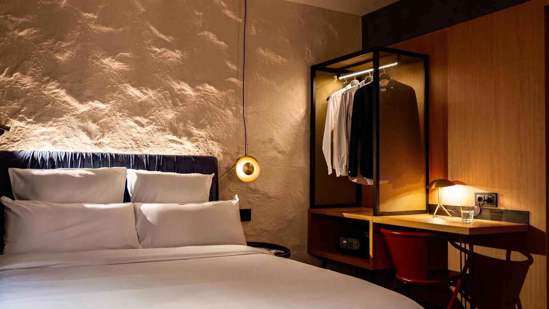 Letoh Letoh Sevilla Hotel