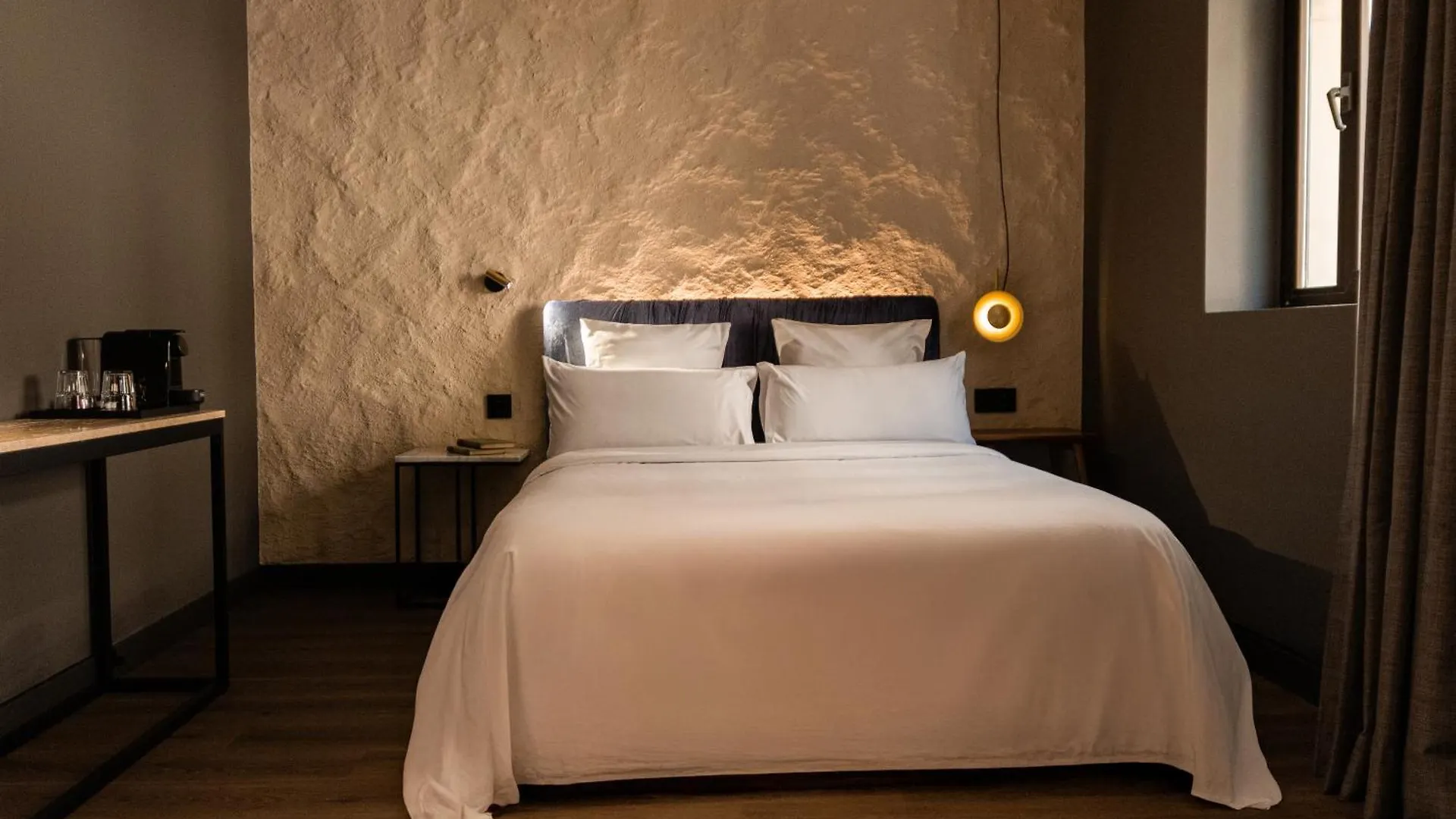 Hotel Letoh Letoh Sevilla Spain